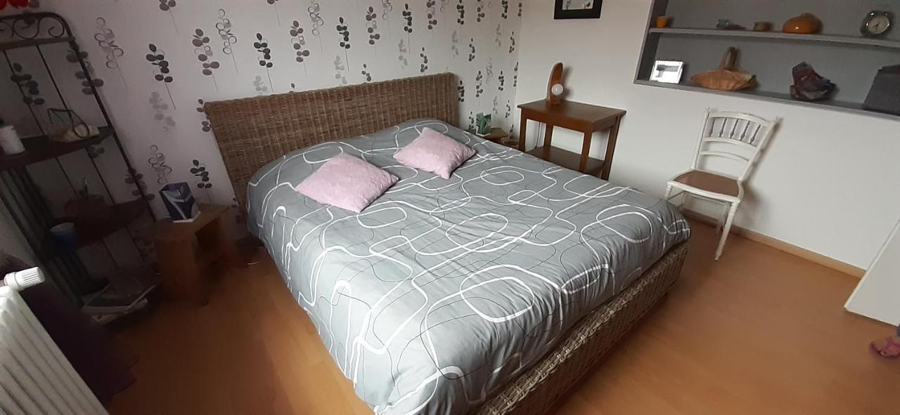 Chez Evelyne Chambre D'Hotes Chez L'Habitant Verdun-sur-Meuse Exteriér fotografie